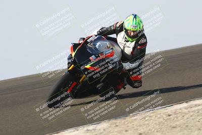 media/Nov-01-2025-TrackDaz (Sat) [[2b4d5192bc]]/A Group/11am (Turn 2 Inside)/